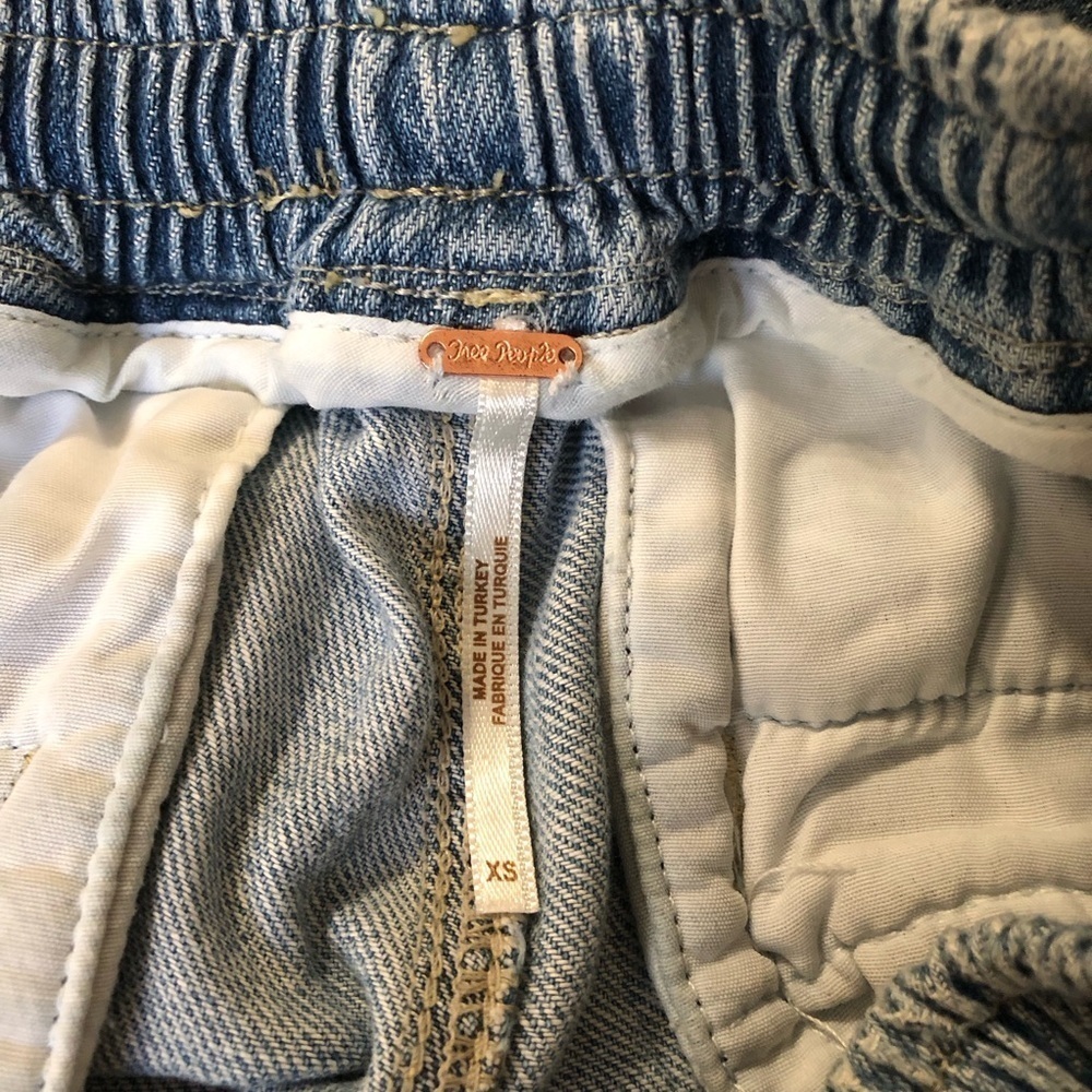 FREE PEOPLE Sloane Destructed Denim Jogger Pants Size XS - Picture 5 of 8